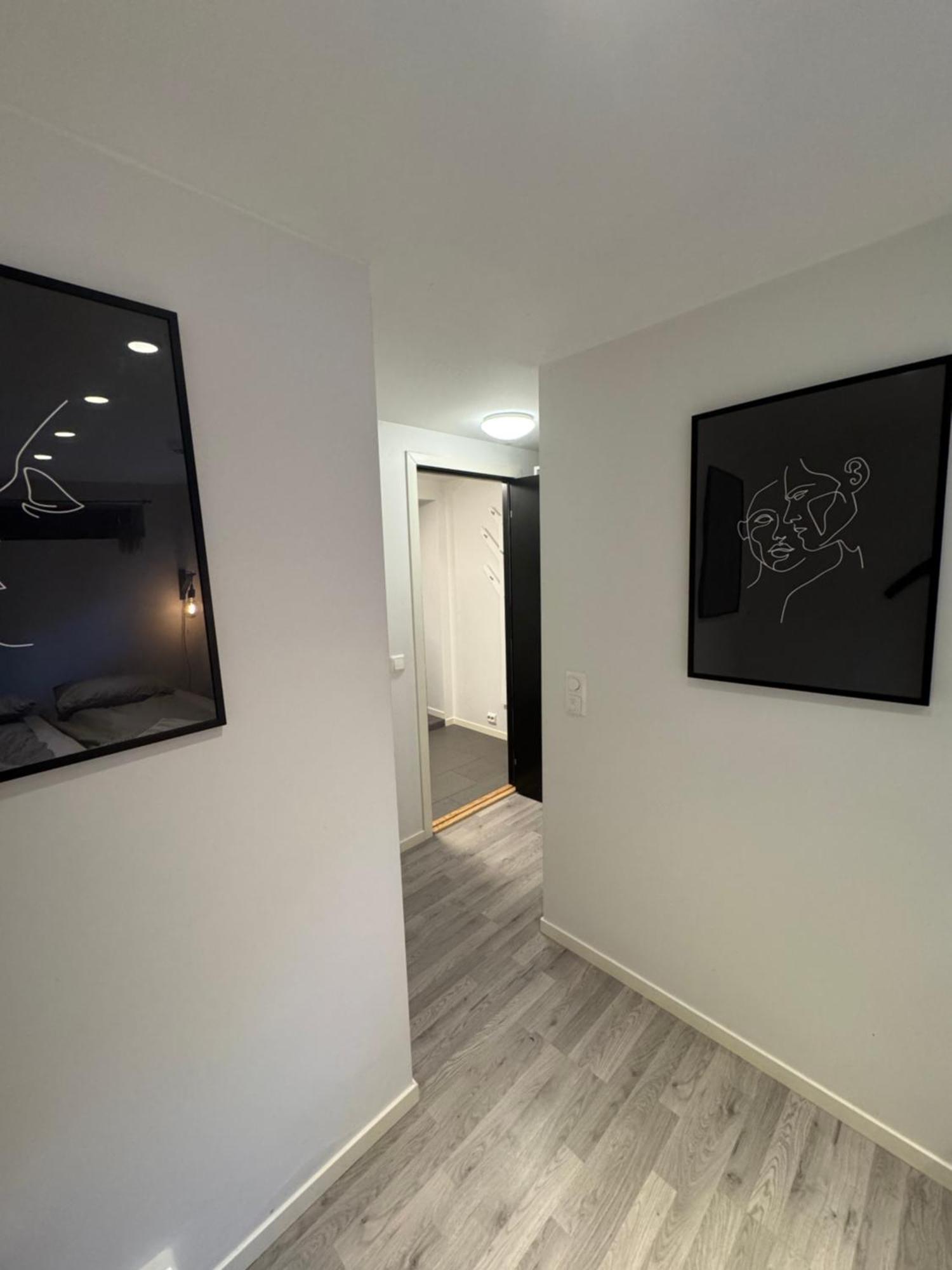 Aurora Polaris Apartment - 750M From Citycenter - Free Parking Тромсьо Екстериор снимка